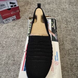 BOBS from Skechers Black Flats with Modern Pleated Design